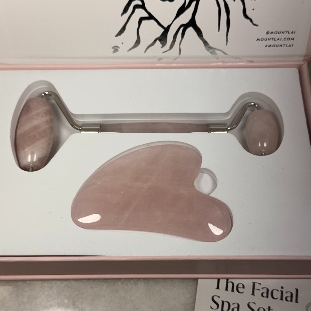 Mount Lai Rose Quartz Facial Spa Set & 2- 2 oz Rose Hibiscus